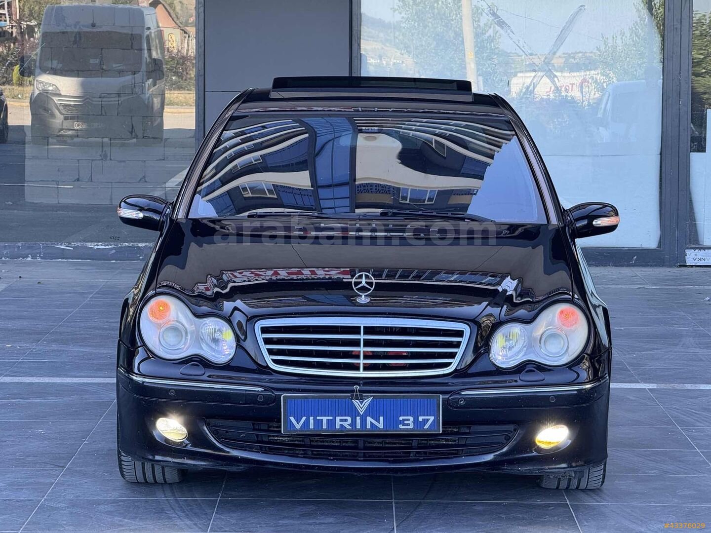 - VİTRİN 37 - HATASIZ DEĞİŞENSİZ 1.5 PARÇA BOYALI C180 KOMPRESSR 1