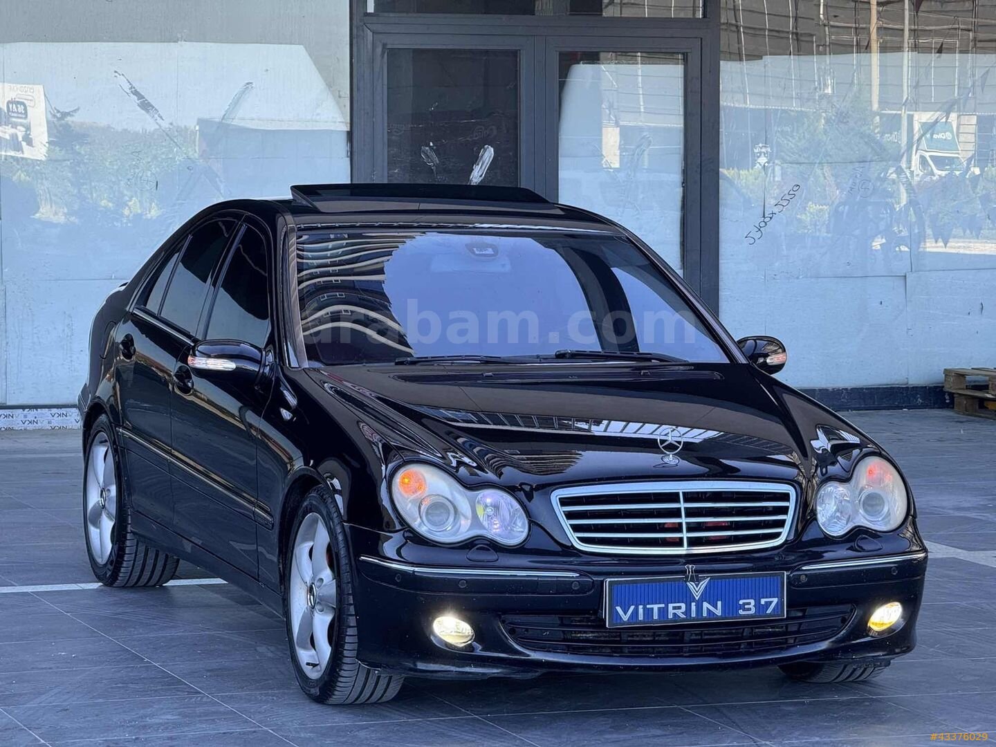 - VİTRİN 37 - HATASIZ DEĞİŞENSİZ 1.5 PARÇA BOYALI C180 KOMPRESSR 2