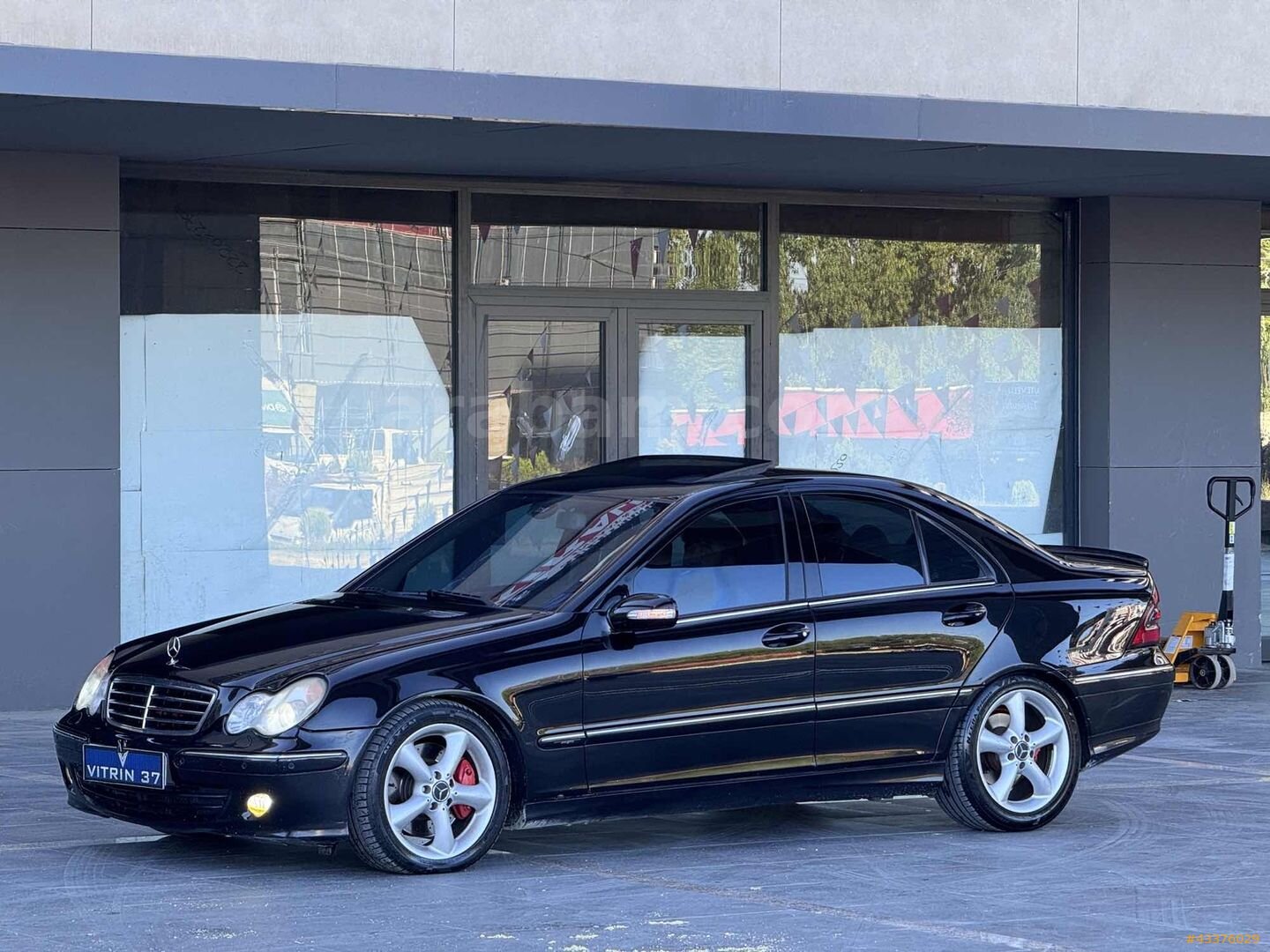 - VİTRİN 37 - HATASIZ DEĞİŞENSİZ 1.5 PARÇA BOYALI C180 KOMPRESSR 4