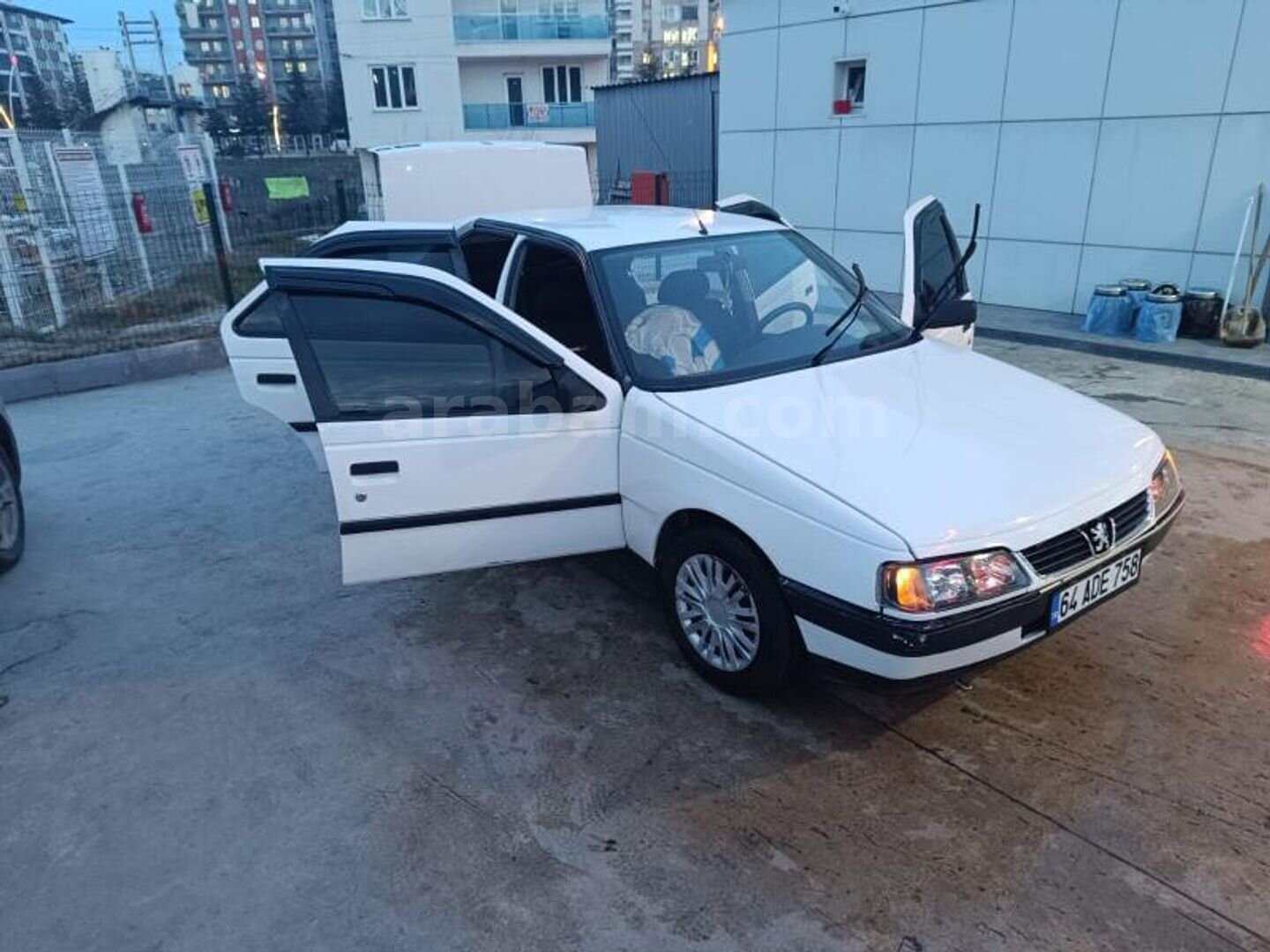 Galeriden Peugeot 405 1.6 GL 1994 Model Uşak 6
