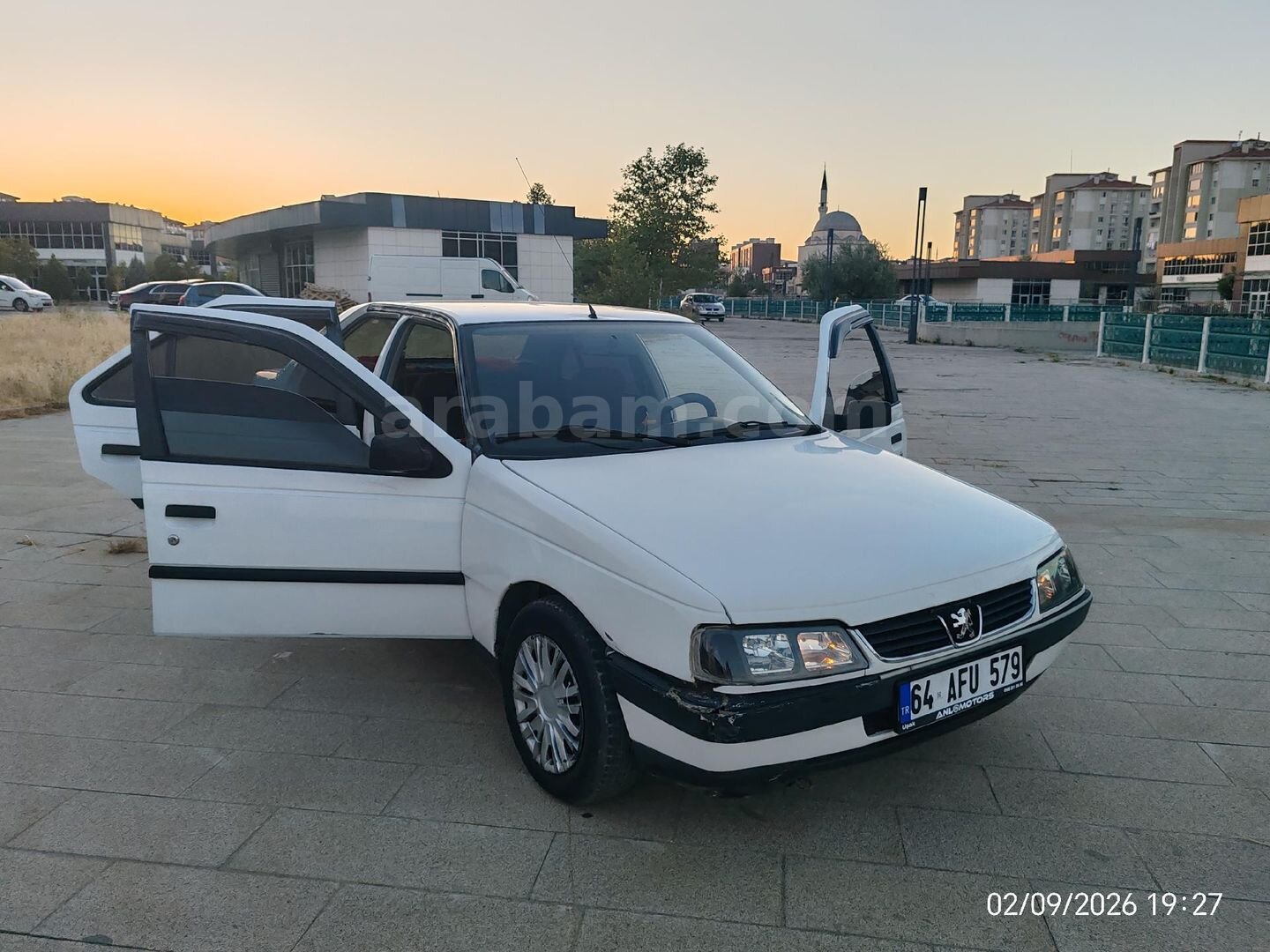 Galeriden Peugeot 405 1.6 GL 1994 Model Uşak 3