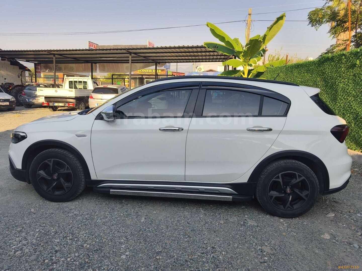 BOYASIZ HATASIZ(2024)57000 KM BENZİN AKSESUARLI(SUV) EGEA CROSS 7