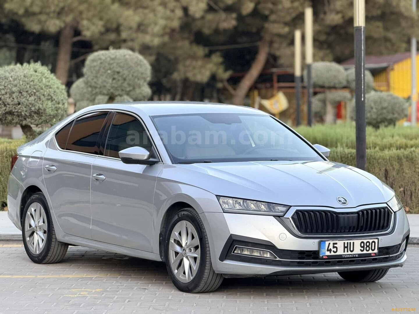 Galeriden Skoda Octavia 1.5 e-Tec Premium 2021 Model İzmir 241.000 km Gri 4