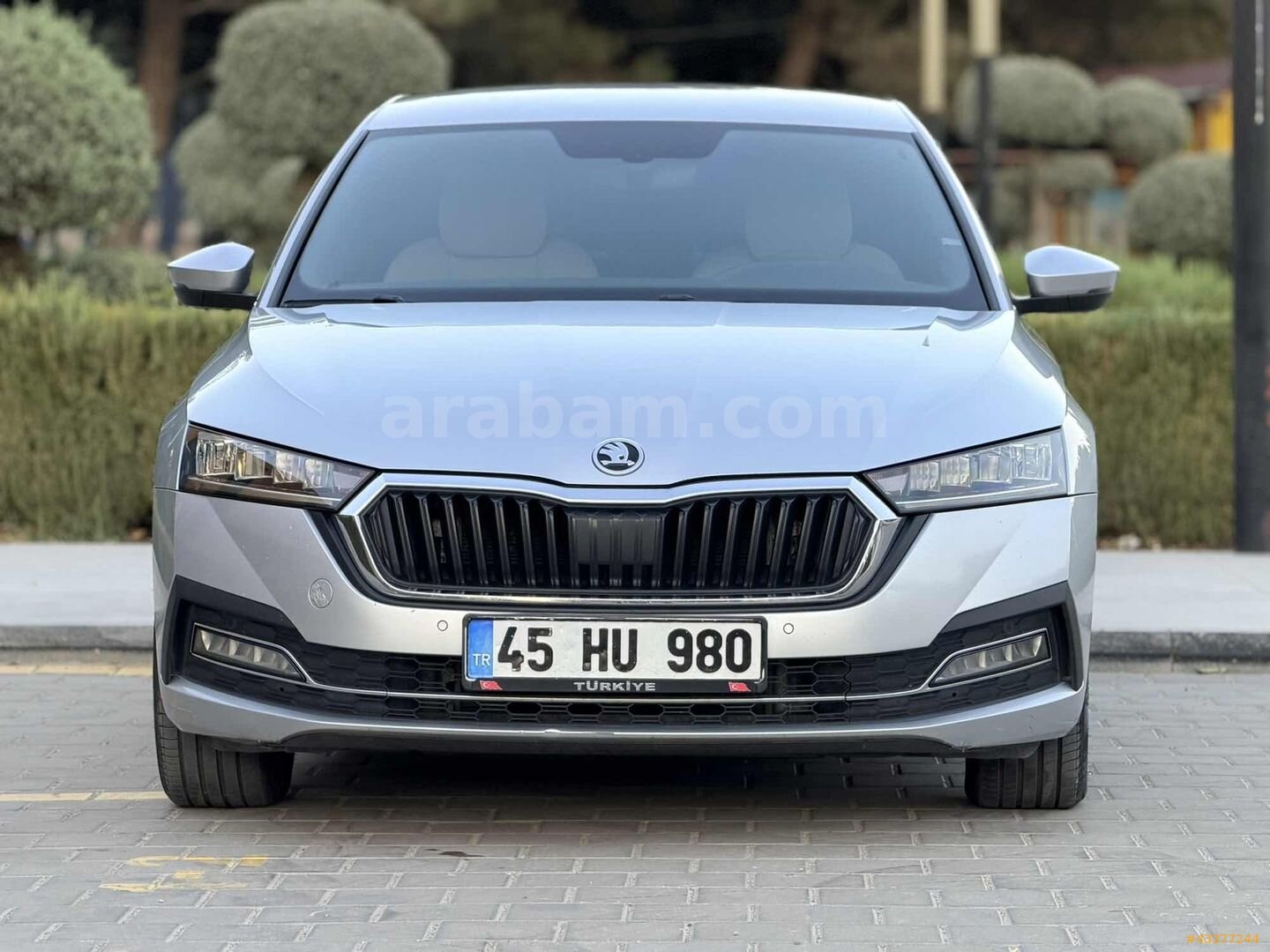 Galeriden Skoda Octavia 1.5 e-Tec Premium 2021 Model İzmir 241.000 km Gri 1