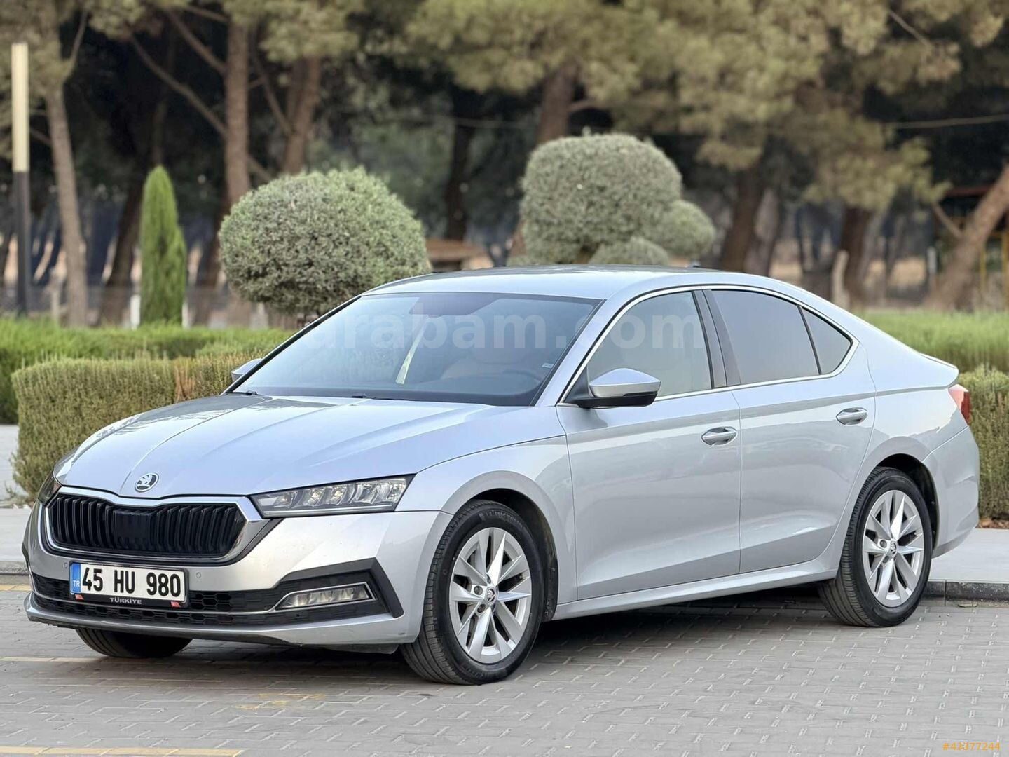 Galeriden Skoda Octavia 1.5 e-Tec Premium 2021 Model İzmir 241.000 km Gri 2