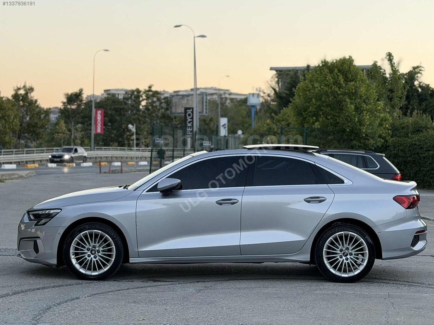 Galeriden Audi A3 Sedan 35 TFSI Advanced 2023 Model İstanbul 137.000 km Gri 5