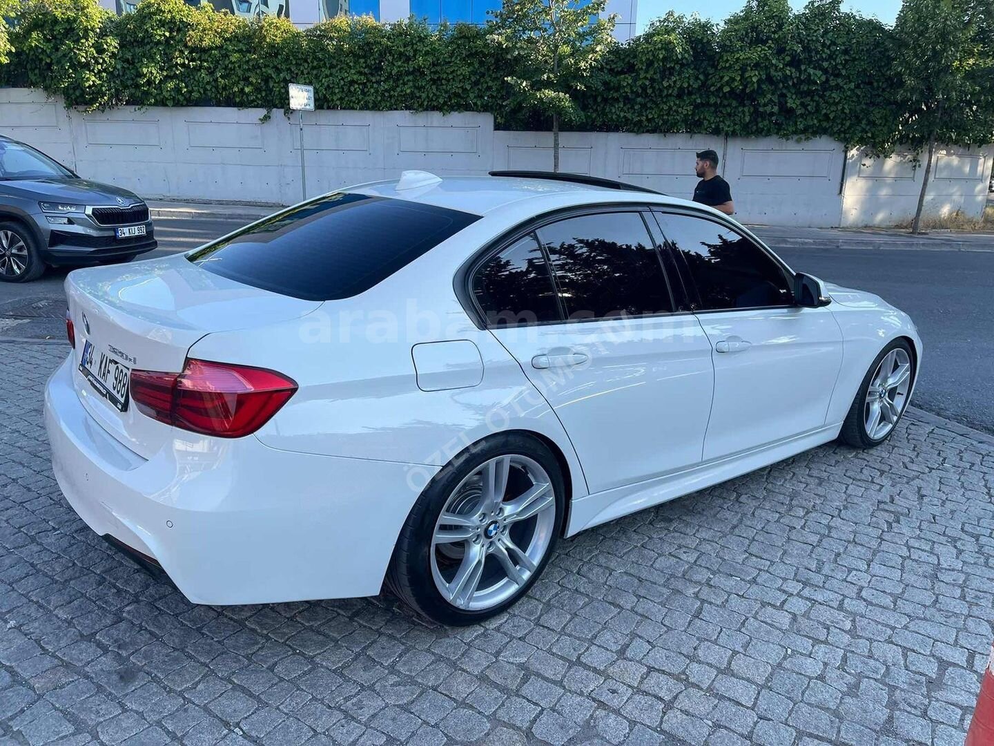 ÖZEL'den HATASIZ BOYASIZ TEMİZ BAKIMLI BMW 3.20d 5