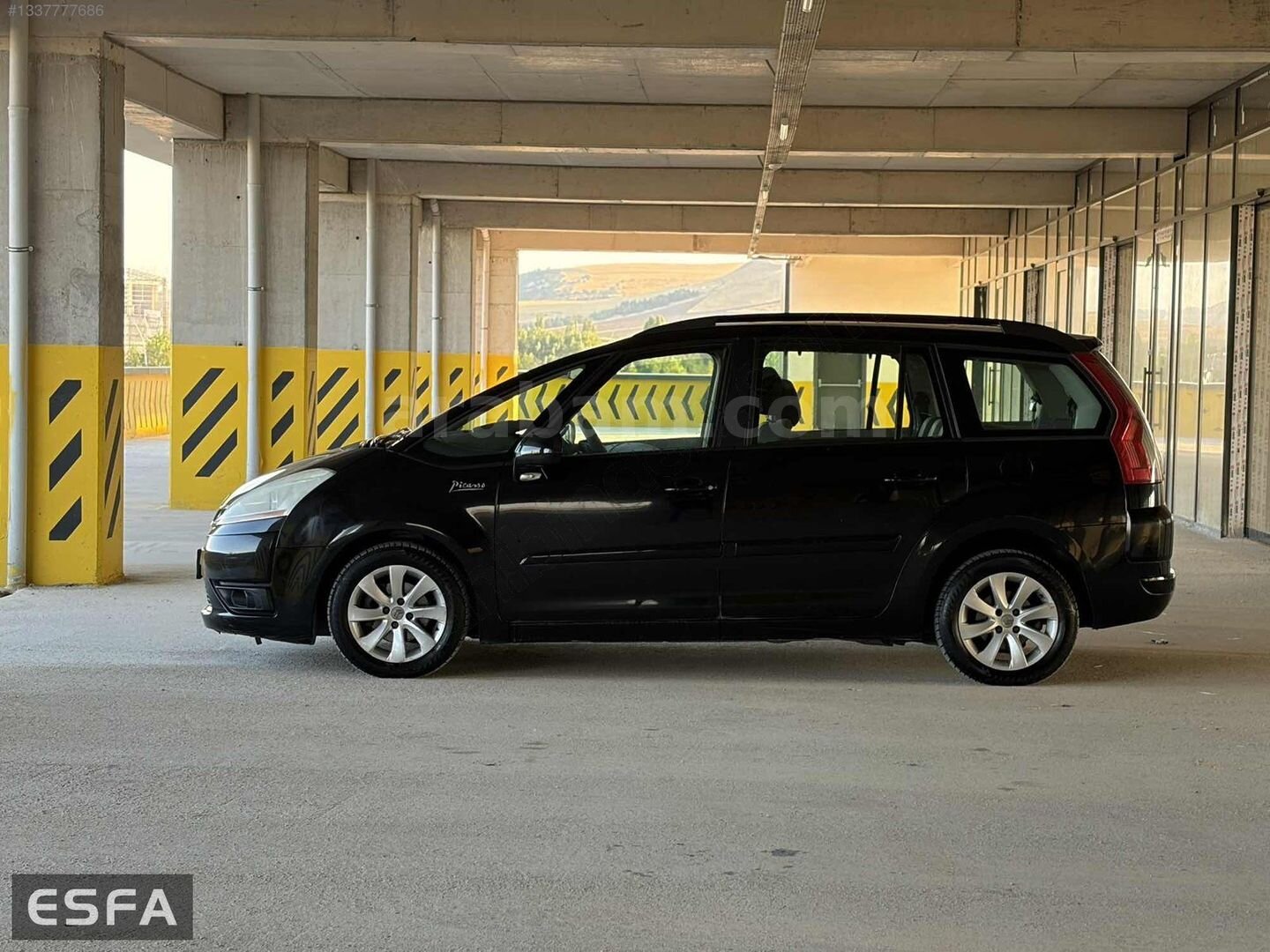 ESFA AUTO'DAN 2010 C4 GRAND PİCASSO HATASIZ BOYASIZ 4