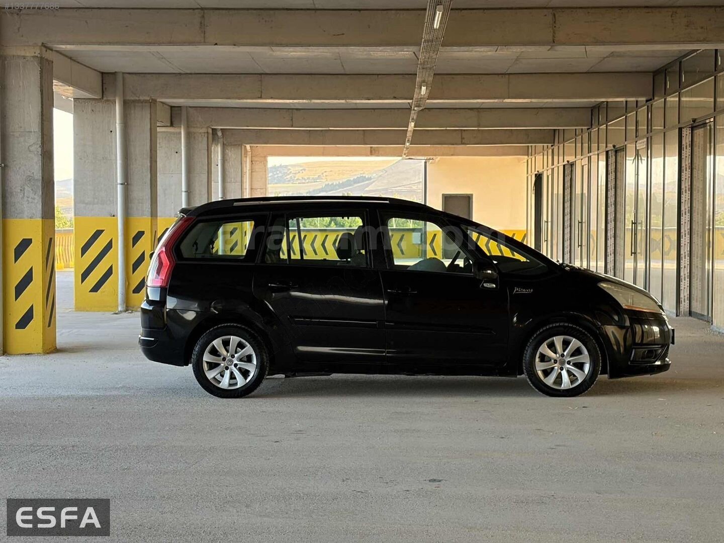 ESFA AUTO'DAN 2010 C4 GRAND PİCASSO HATASIZ BOYASIZ 5