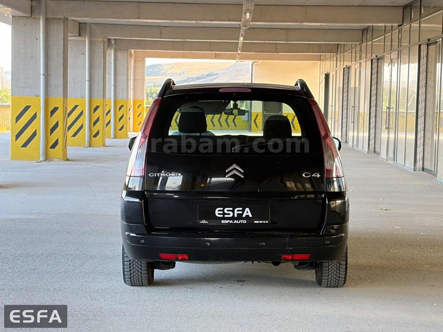 ESFA AUTO'DAN 2010 C4 GRAND PİCASSO HATASIZ BOYASIZ 3