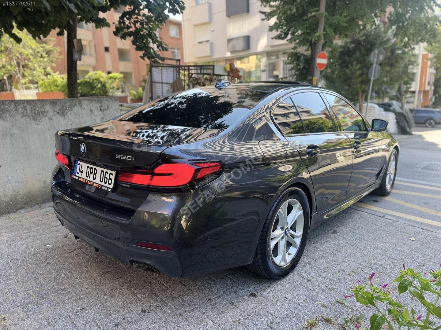 Galeriden BMW 5 Serisi 520i M Sport 2023 Model İstanbul 95.000 km Gri 6