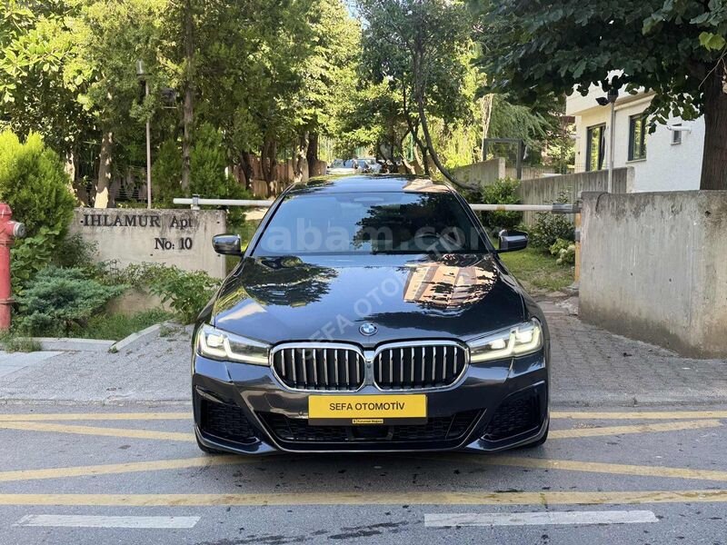 Galeriden BMW 5 Serisi 520i M Sport 2023 Model İstanbul 95.000 km Gri