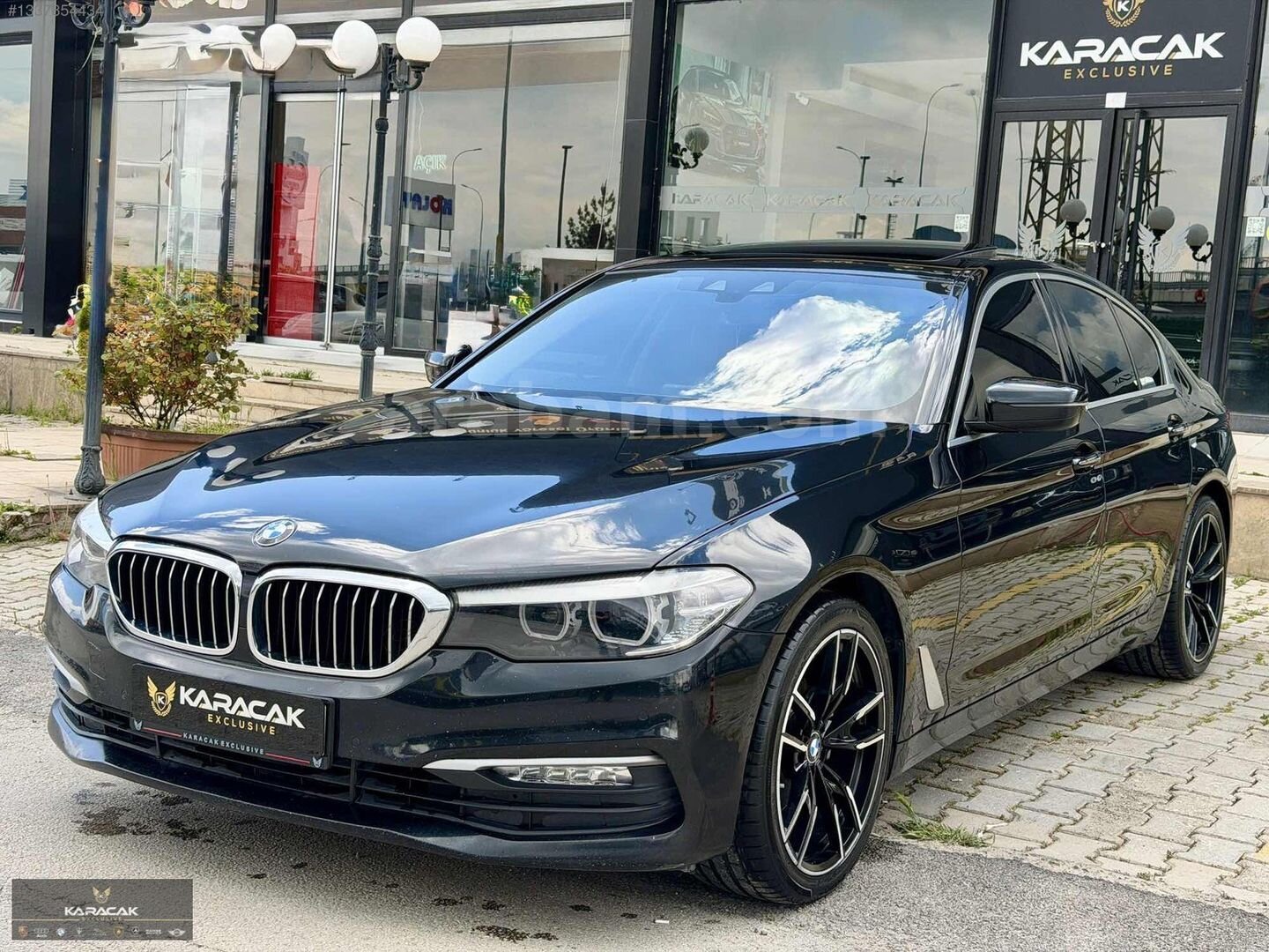 Galeriden BMW 5 Serisi 520i Prestige 2017 Model Afyonkarahisar 163.000 km Siyah 7