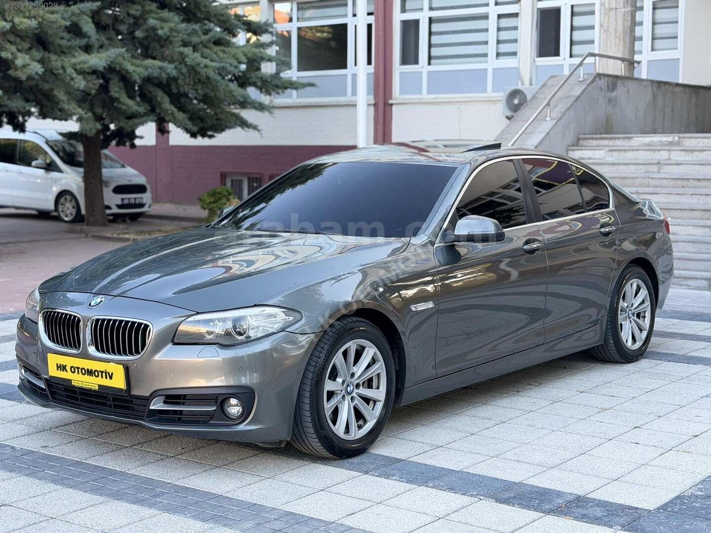 Galeriden BMW 5 Serisi 520i Premium 2014 Model Aksaray 215.000 km Gri 2