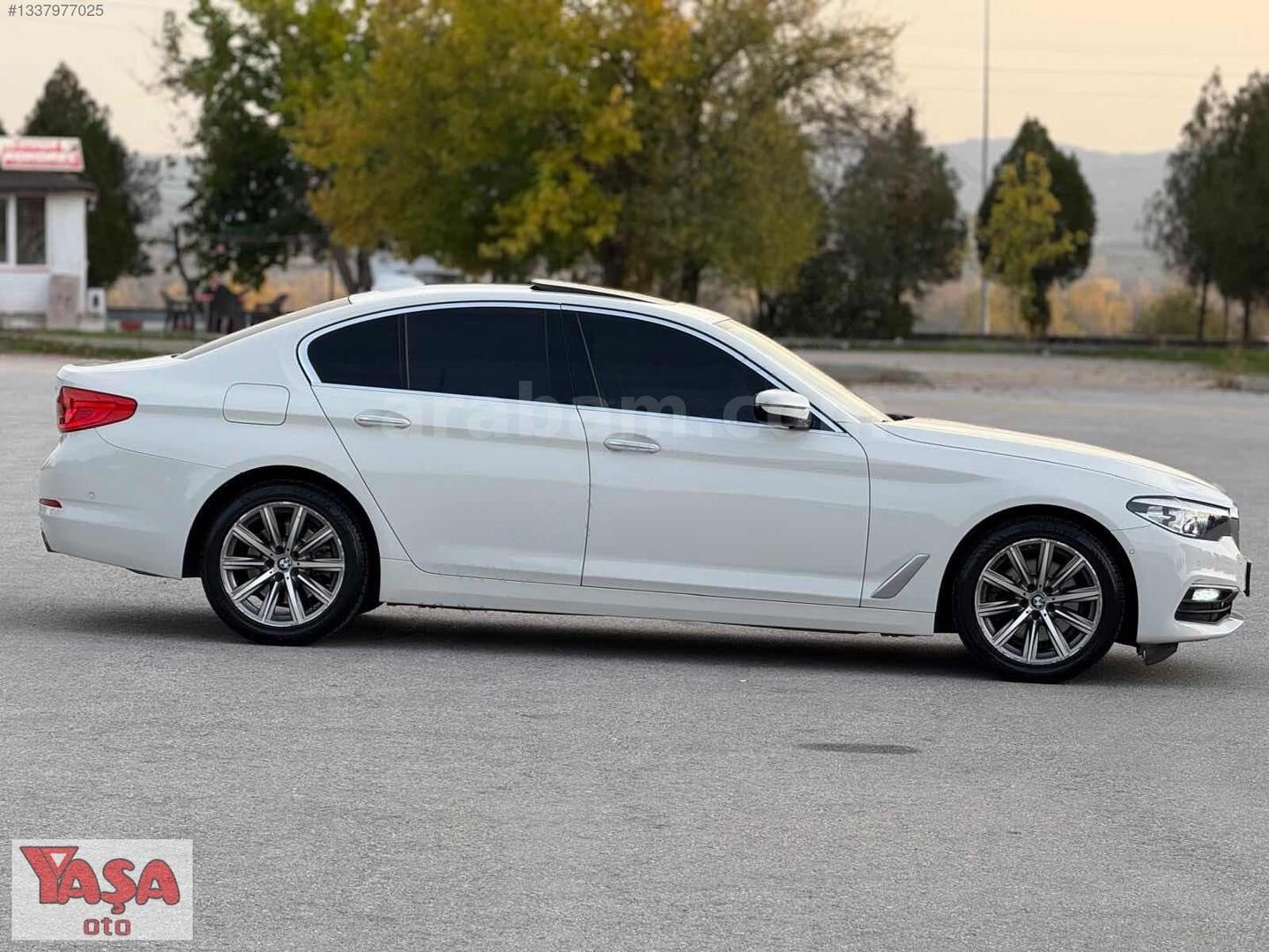 Galeriden BMW 5 Serisi 520i Prestige 2017 Model Kütahya 117.000 km Beyaz 5