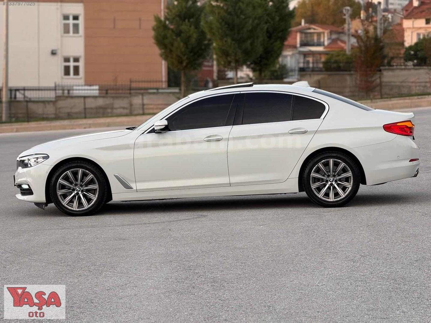 Galeriden BMW 5 Serisi 520i Prestige 2017 Model Kütahya 117.000 km Beyaz 4