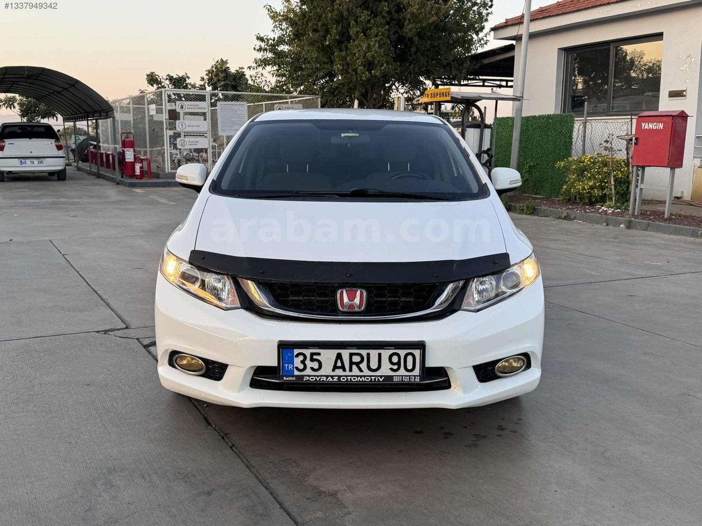 Galeriden Honda Civic 1.6i VTEC Dream 2016 Model Manisa 117.000 km Beyaz 2
