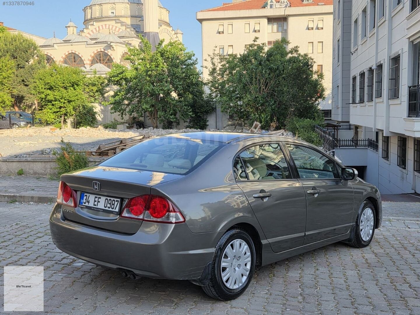 Galeriden Honda Civic 1.6i VTEC Dream 2007 Model İstanbul 39.000 km Bej 5
