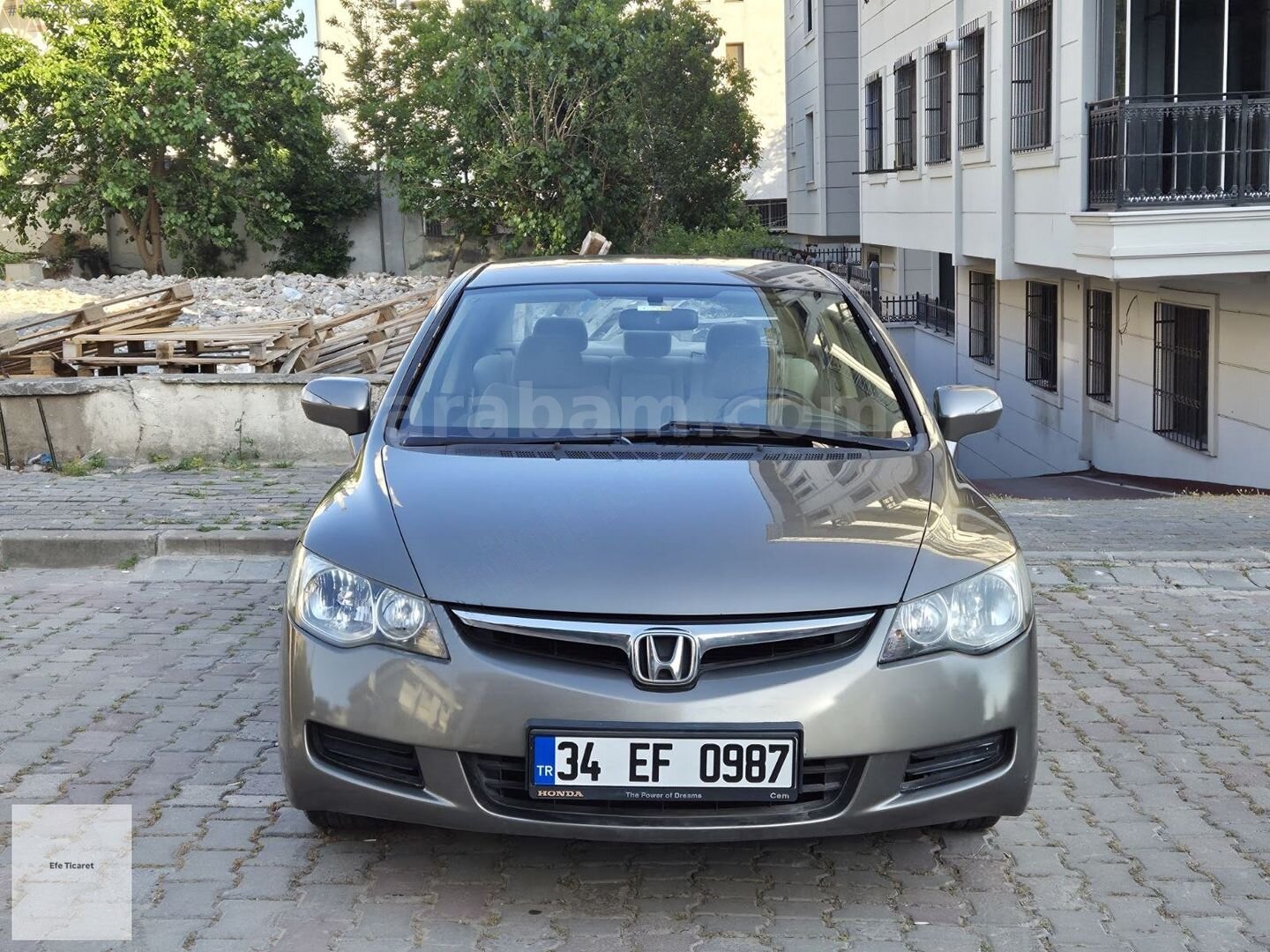Galeriden Honda Civic 1.6i VTEC Dream 2007 Model İstanbul 39.000 km Bej 3