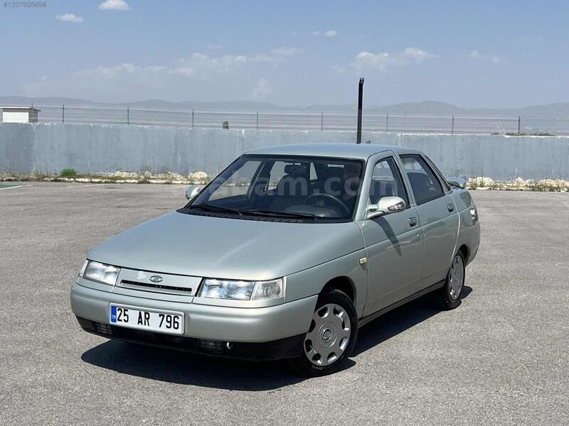 Galeriden Lada Vega 1.5 1999 Model Erzurum 246.000 km Gri 1