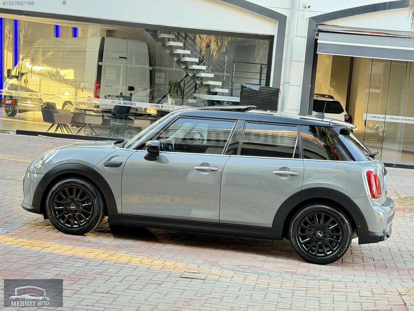 Galeriden Mini Cooper 1.5 Signature 2022 Model Manisa 42.500 km Gri 6