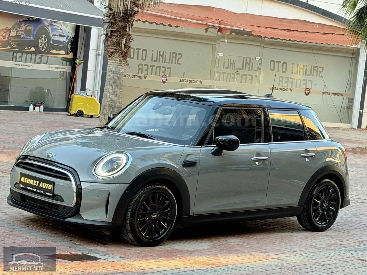 Galeriden Mini Cooper 1.5 Signature 2022 Model Manisa 42.500 km Gri 3