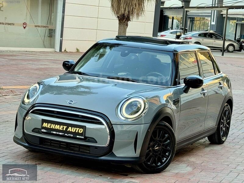 Galeriden Mini Cooper 1.5 Signature 2022 Model Manisa 42.500 km Gri
