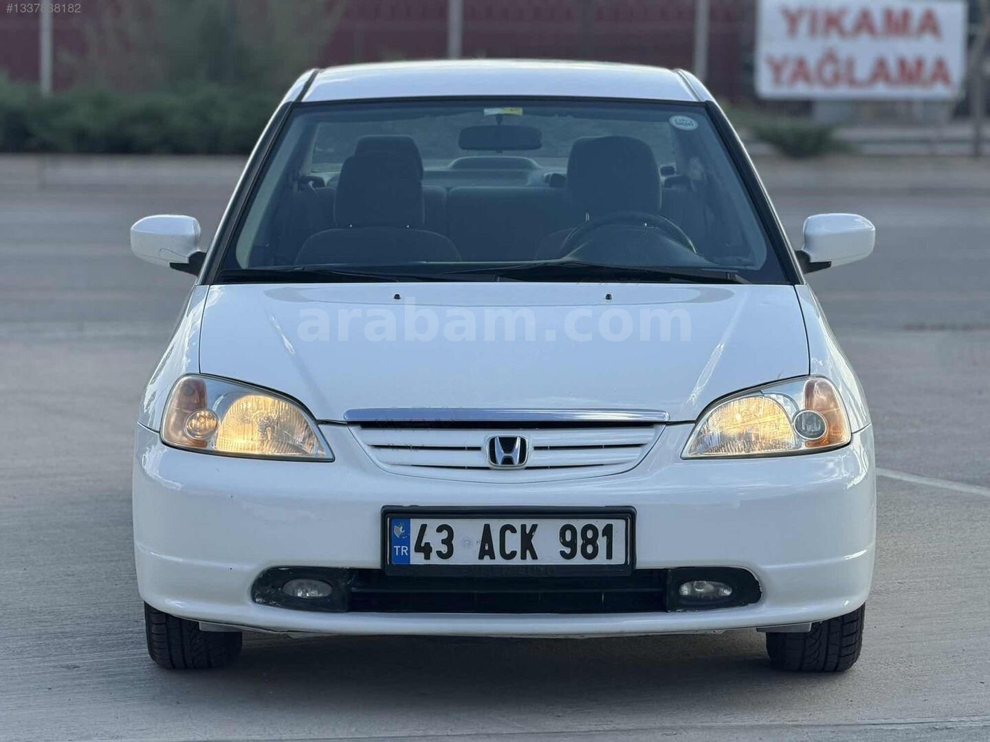 Galeriden Honda Civic 1.6i VTEC ES 2003 Model Ankara 230.000 km Beyaz 3