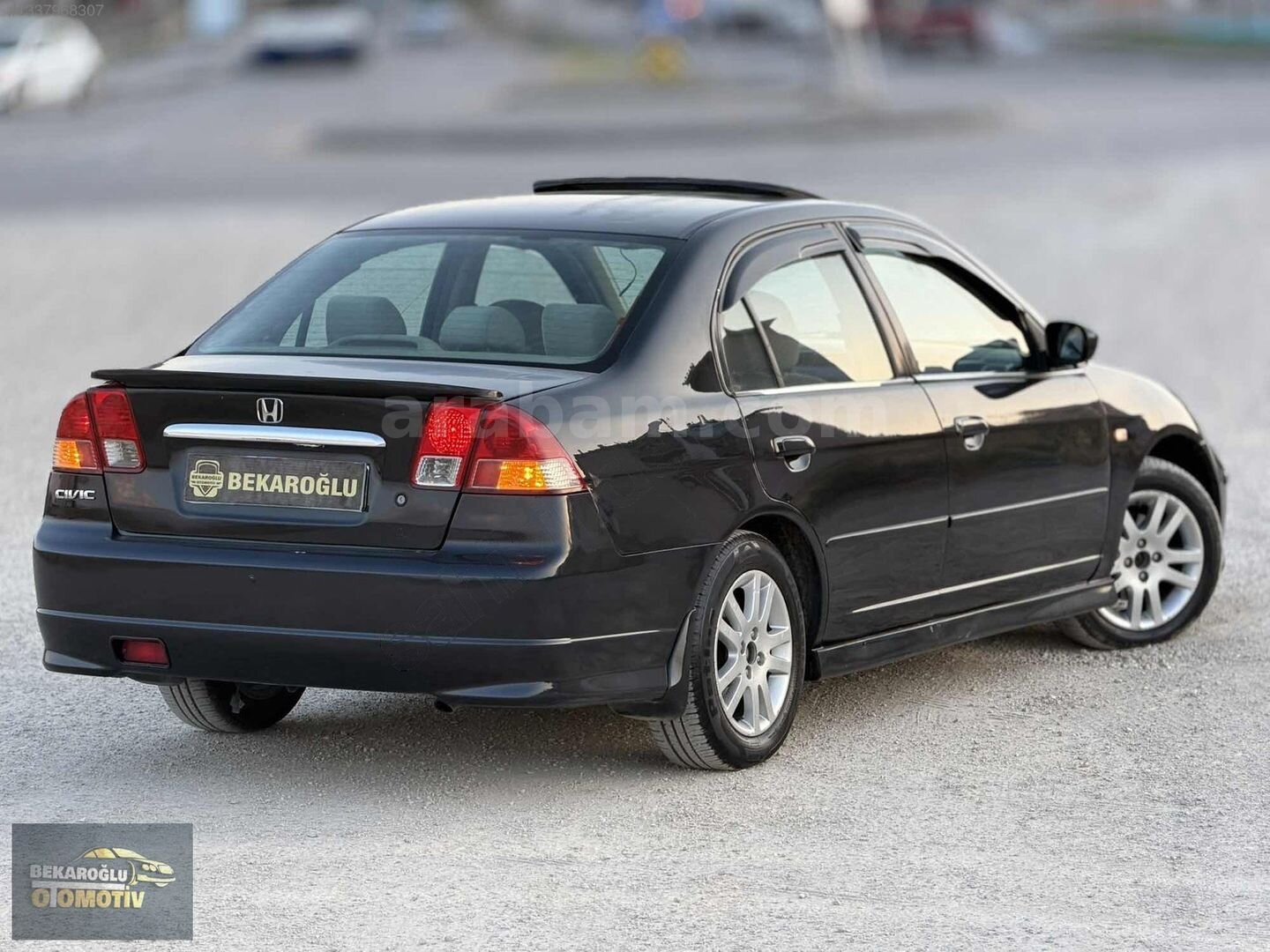 Galeriden Honda Civic 1.6i VTEC ES 2004 Model Ankara 245.000 km Füme 4