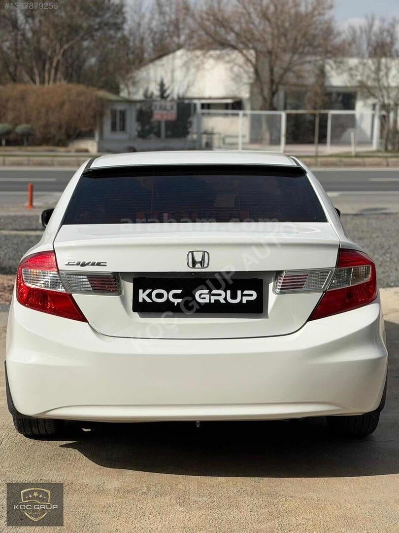 Galeriden Honda Civic 1.6i VTEC Eco Elegance 2015 Model Aksaray 245.000 km Beyaz 5