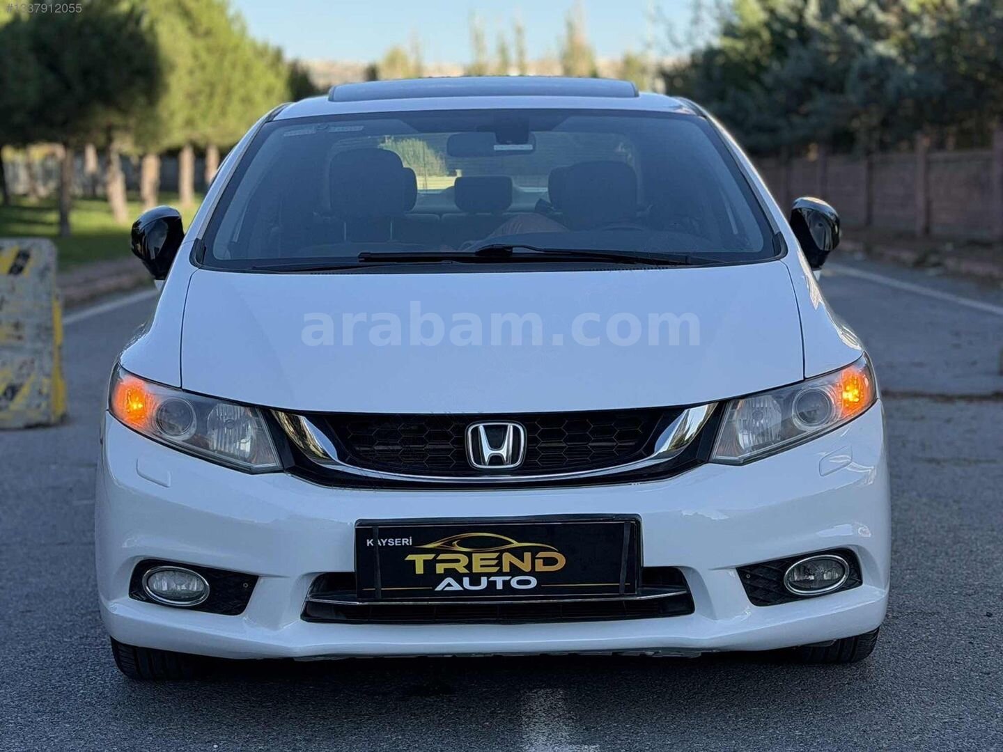 Galeriden Honda Civic 1.6i VTEC Eco Elegance 2015 Model Kayseri 268.000 km Beyaz 3