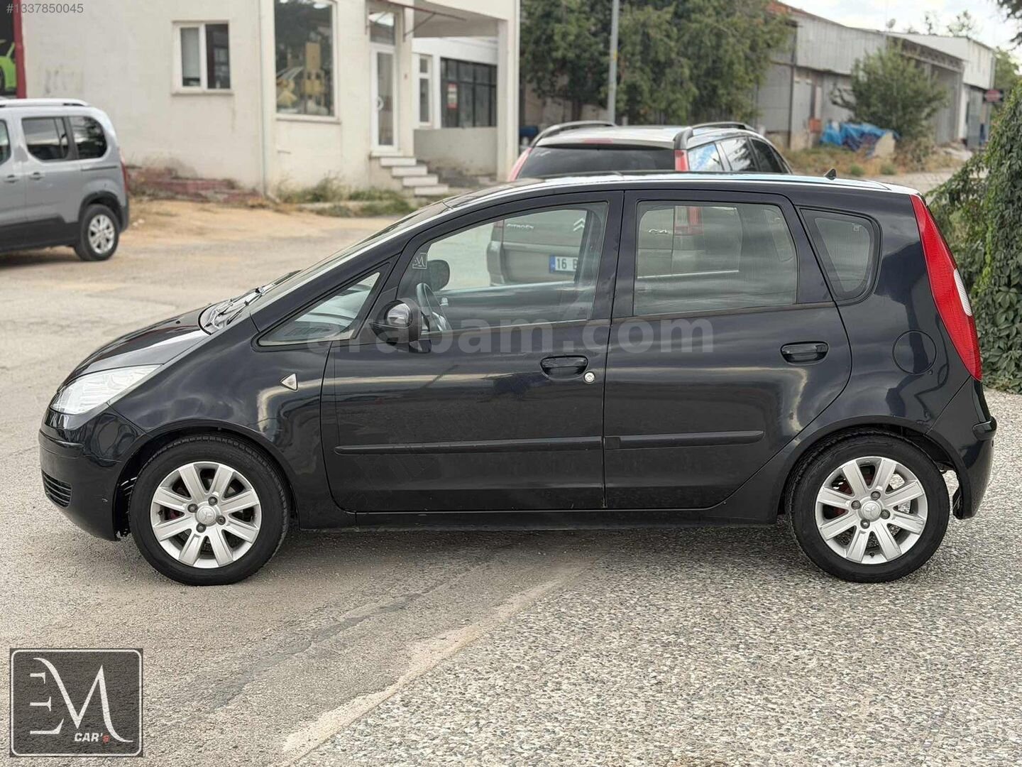 Galeriden Mitsubishi Colt 1.3 Invite 2009 Model Eskişehir 173.000 km Siyah 6
