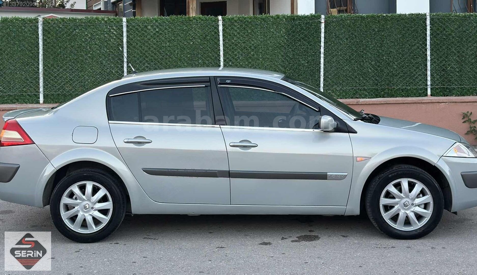 Galeriden Renault Megane 1.6 Dynamique 2004 Model Tokat 194.500 km Gri 6