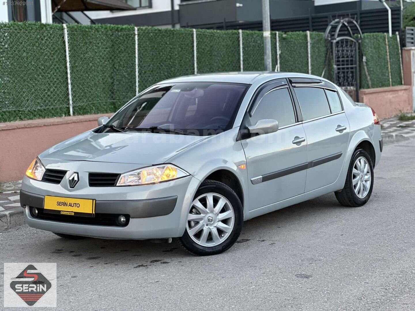 Galeriden Renault Megane 1.6 Dynamique 2004 Model Tokat 194.500 km Gri 4