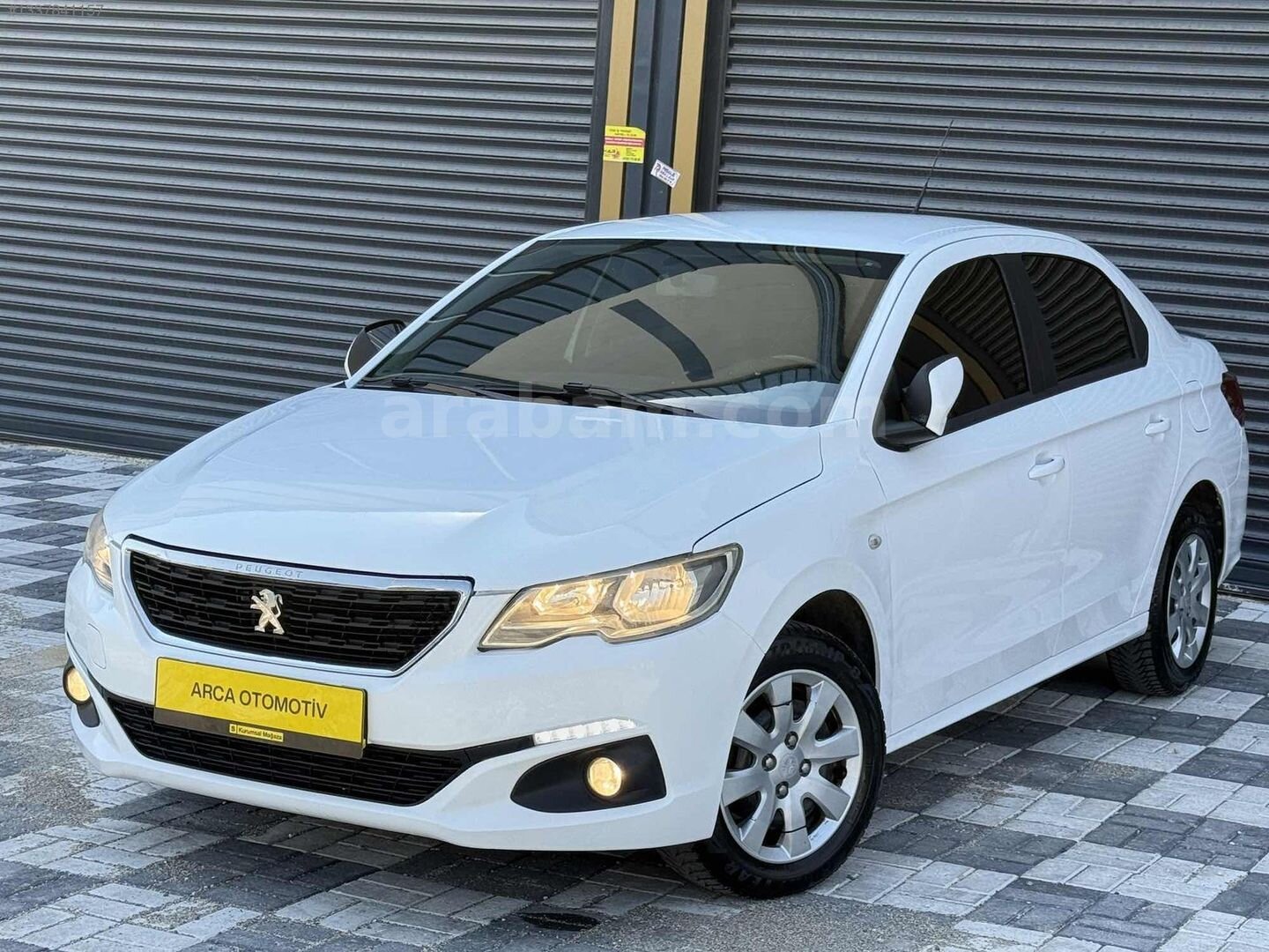 ARCA OTO'DAN 2017 MODEL DÜŞÜK KM HATASIZ AYARINDA CAM GİBİ 1