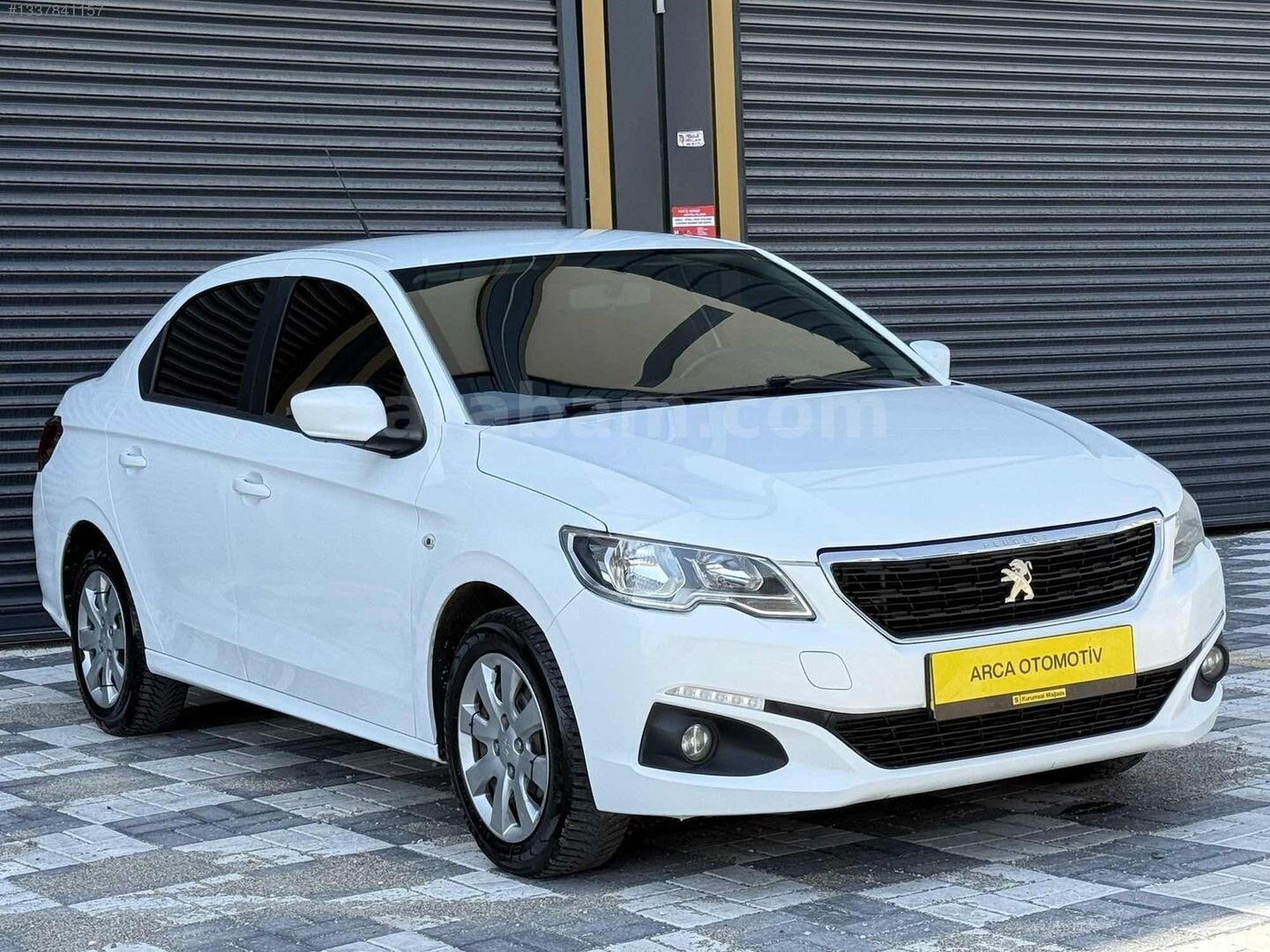 ARCA OTO'DAN 2017 MODEL DÜŞÜK KM HATASIZ AYARINDA CAM GİBİ 3