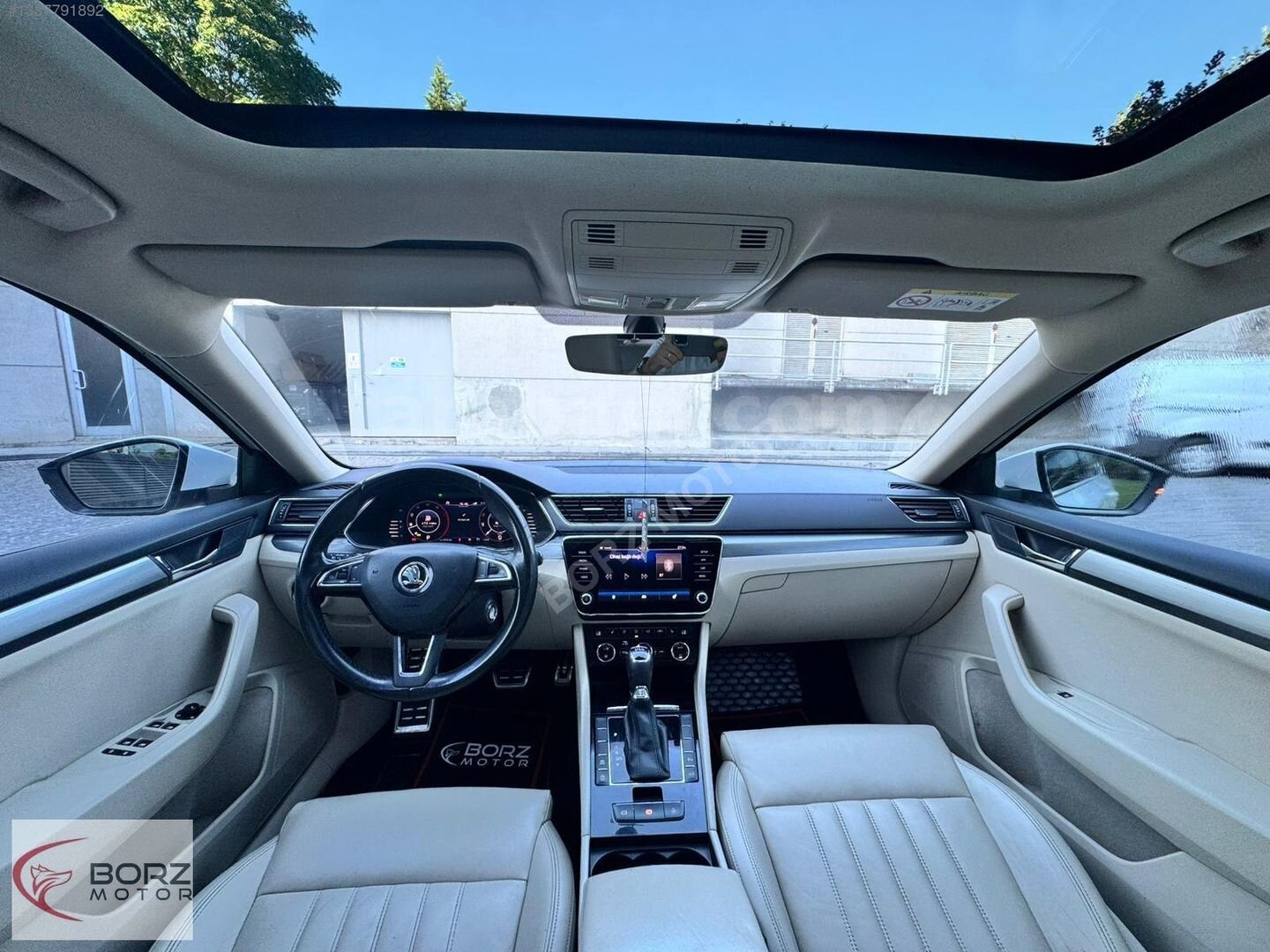 Galeriden Skoda SuperB 1.6 TDI Prestige 2018 Model İstanbul 210.000 km Beyaz 2
