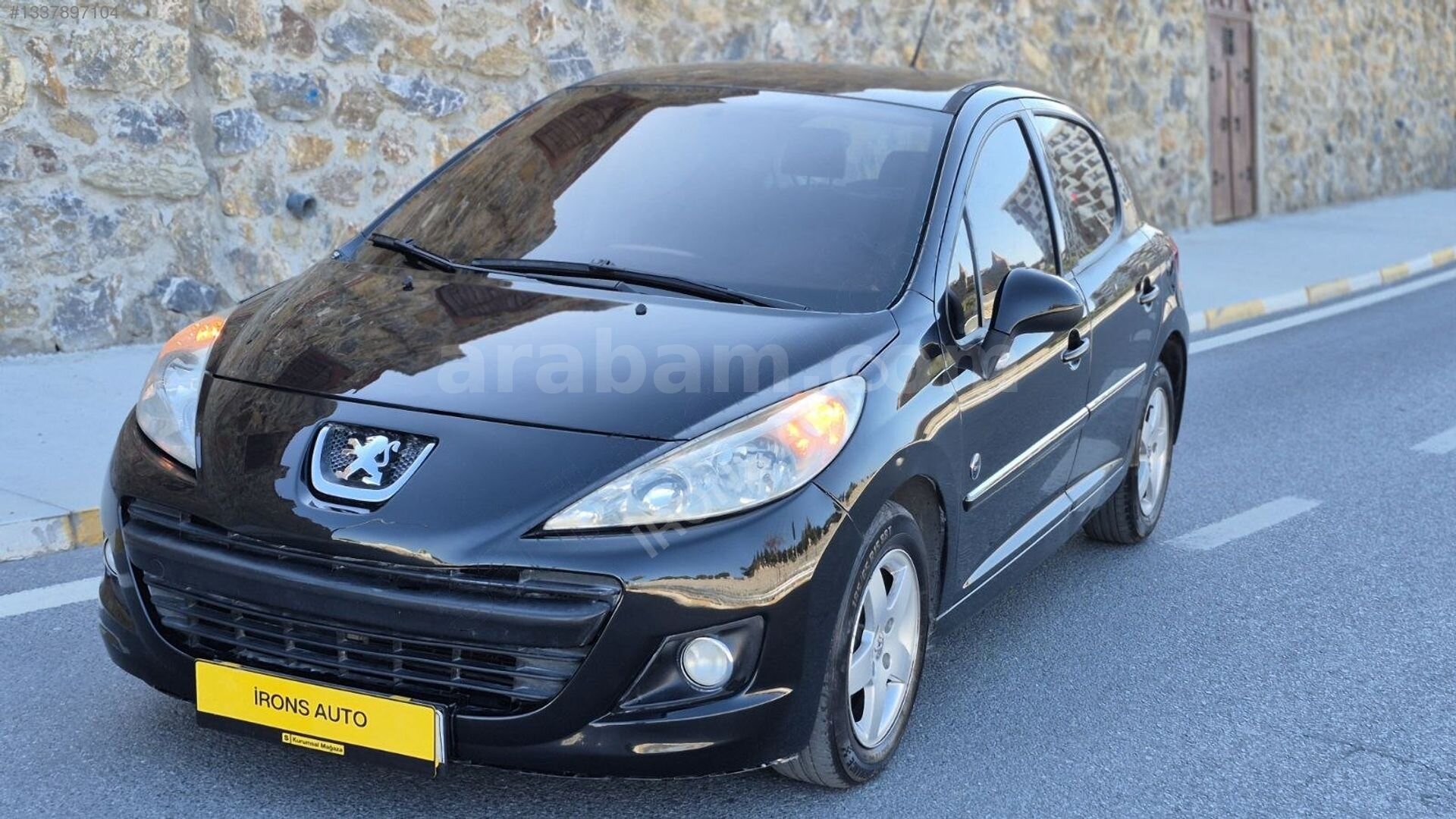 Galeriden Peugeot 207 1.4 Trendy 2011 Model İstanbul 160.000 km Siyah 1