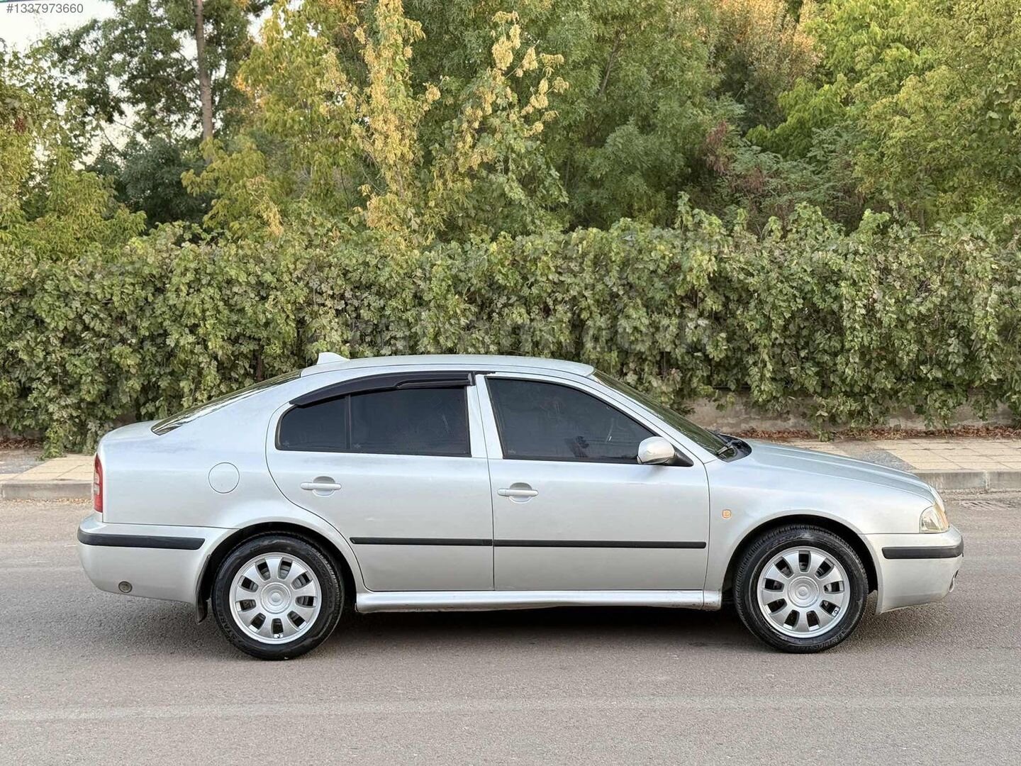 2004 1.6 LPG'Lİ OCTAVİA HATASIZ AYARINDA 2 PARÇA LOKAL BOYA 3