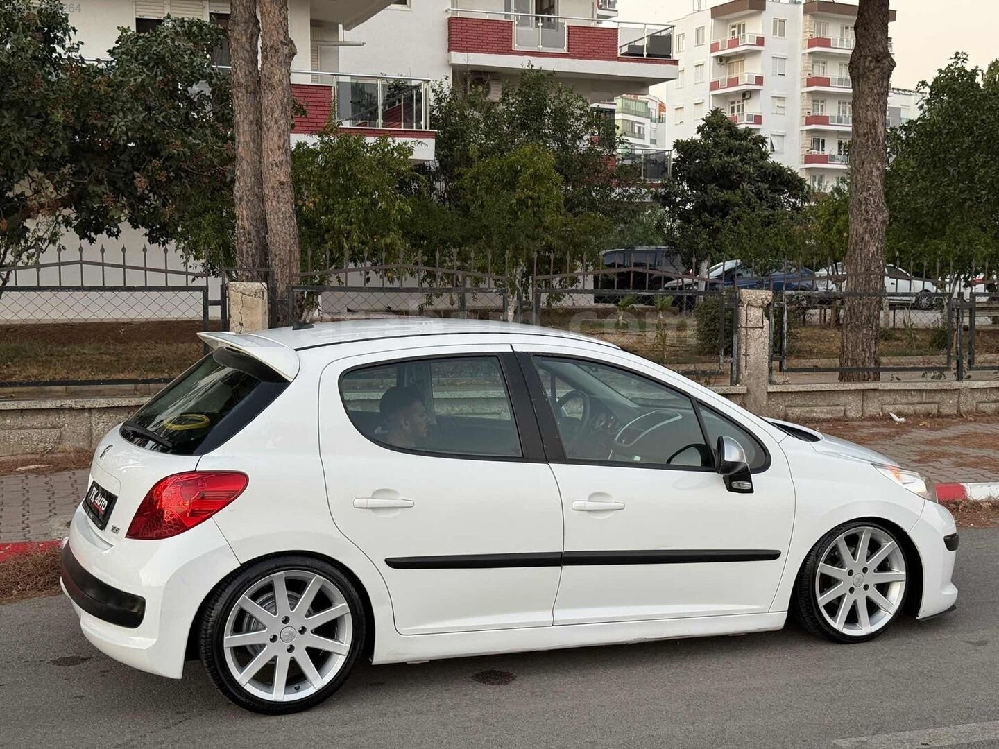 Galeriden Peugeot 207 1.4 HDi Trendy 2007 Model Antalya 235.000 km Beyaz 5
