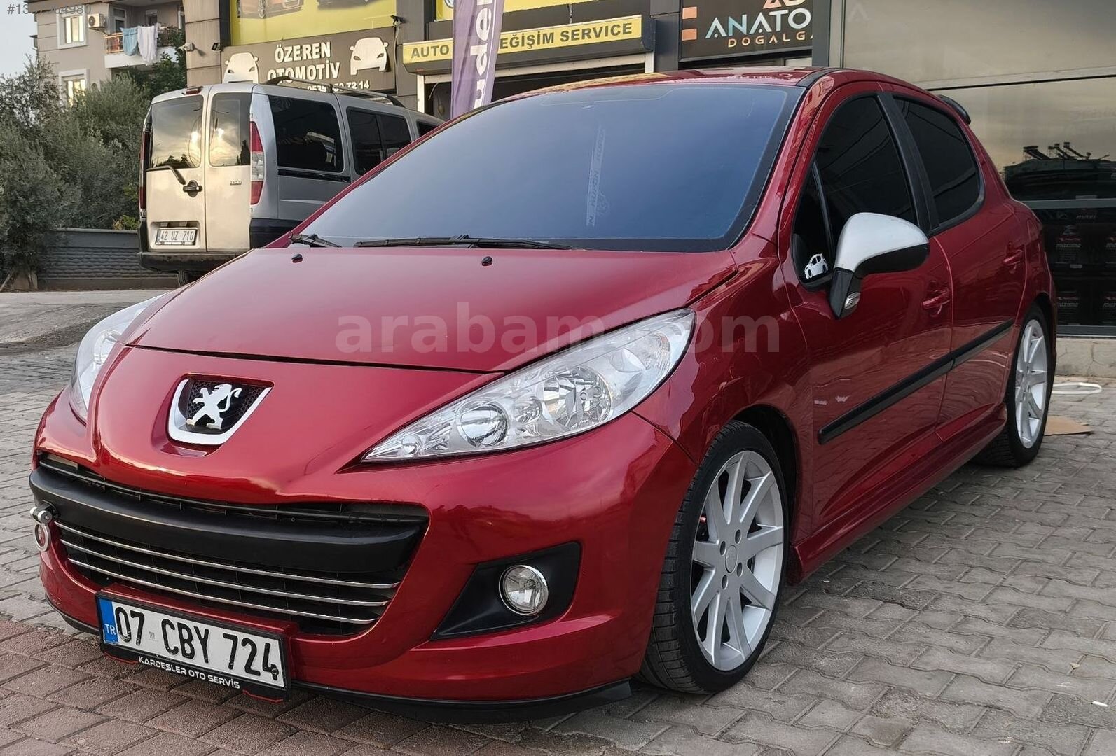 Galeriden Peugeot 207 1.4 HDi Trendy 2007 Model Antalya 330.000 km Kırmızı 2