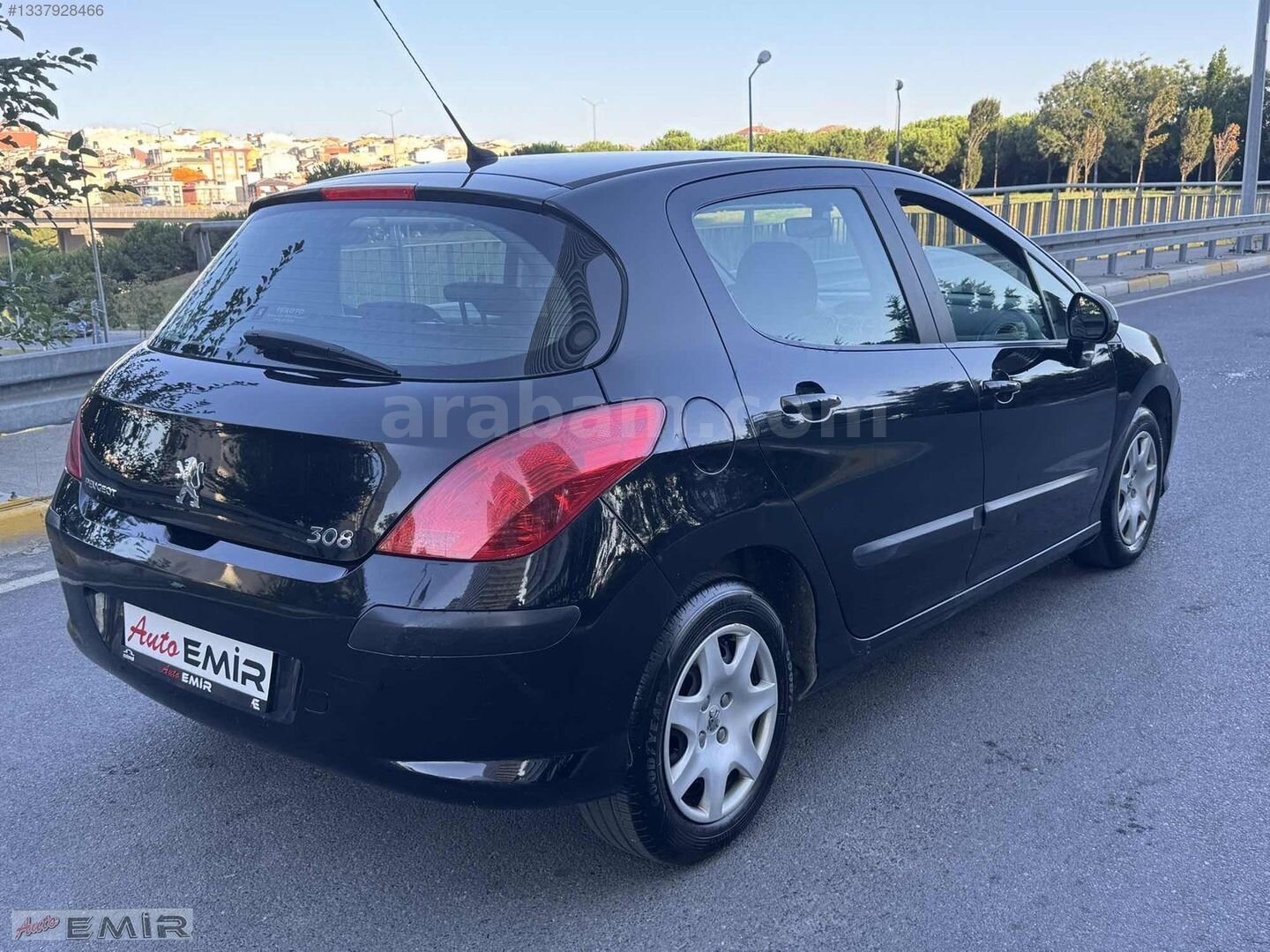 Galeriden Peugeot 308 1.6 HDi Comfort 2009 Model İstanbul 198.000 km Siyah 5