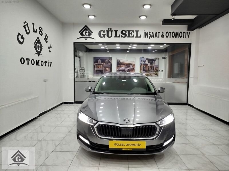 2023 MODEL SKODA OCTAVIA 1.0 E-TEC ELİTE KREDİ K 12 TKSİT