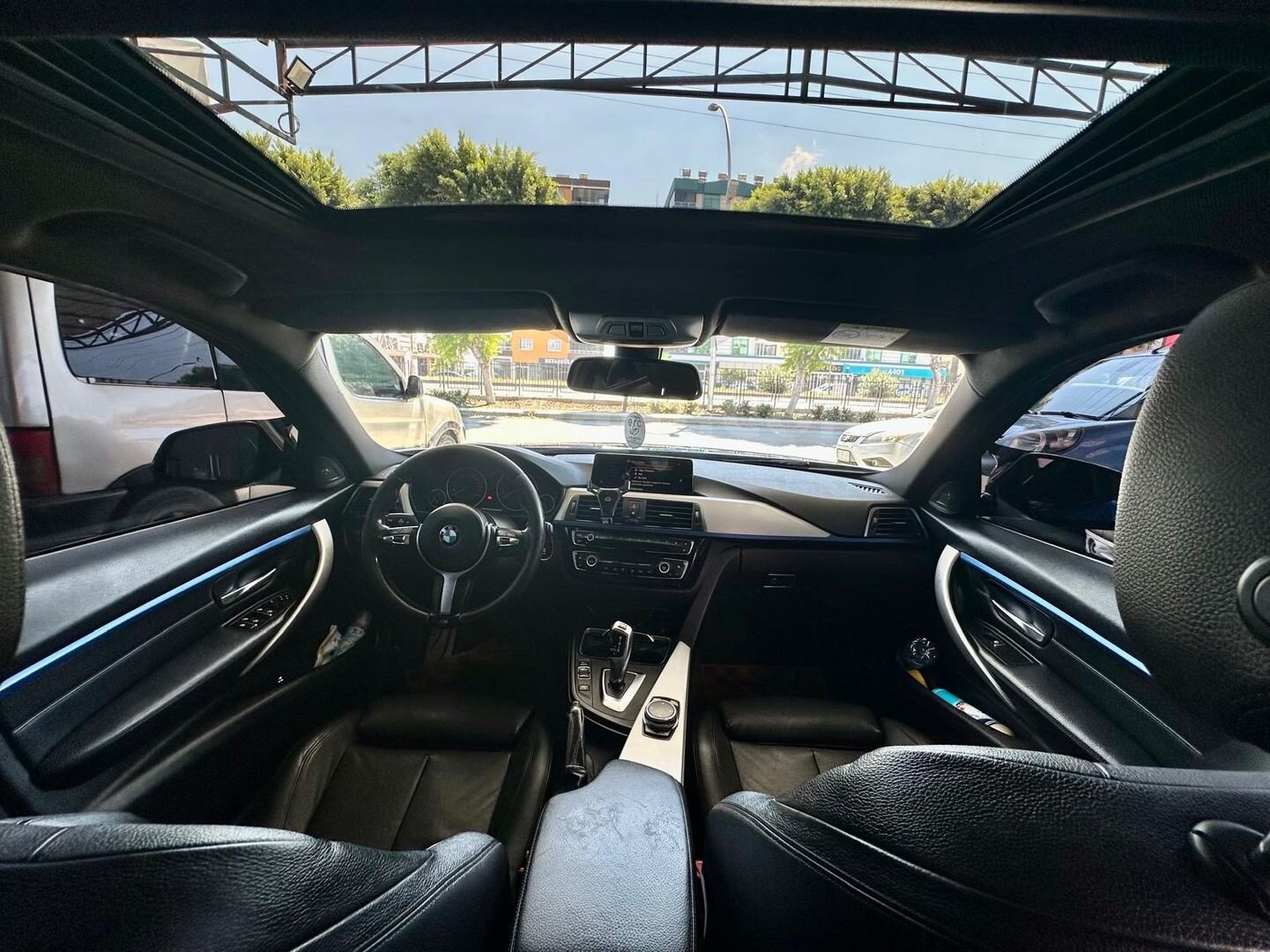 Sahibinden BMW 3 Serisi 320i ED 40th Year Edition 2016 Model Mersin 208.000 km Mavi 6