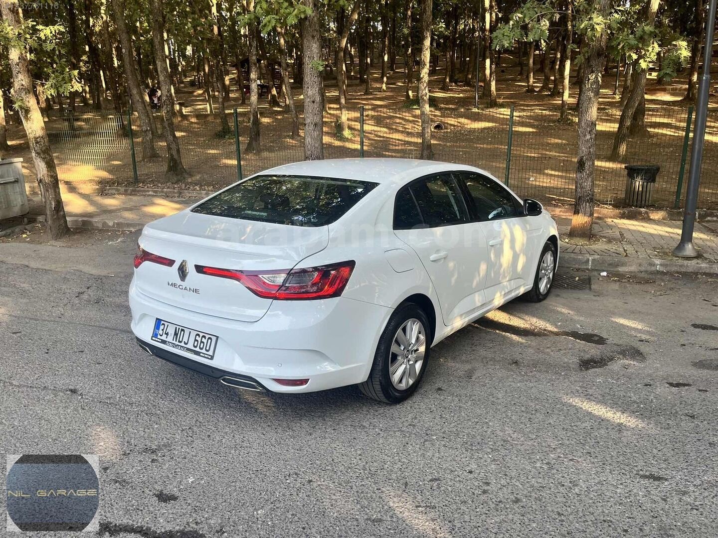 Galeriden Renault Megane 1.3 TCe Touch 2025 Model İstanbul 34.000 km Beyaz 4
