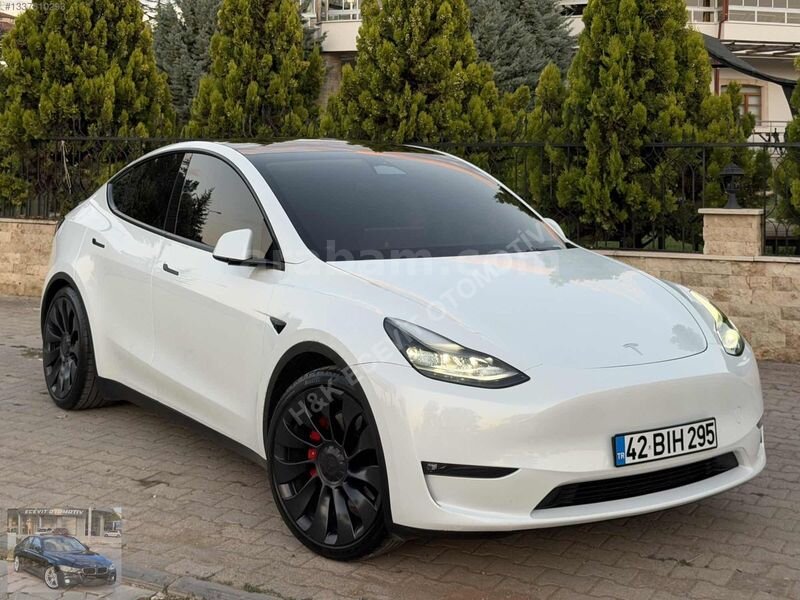 Galeriden Tesla Model Y Performance (Legacy) 2023 Model Konya 60.000 km Beyaz
