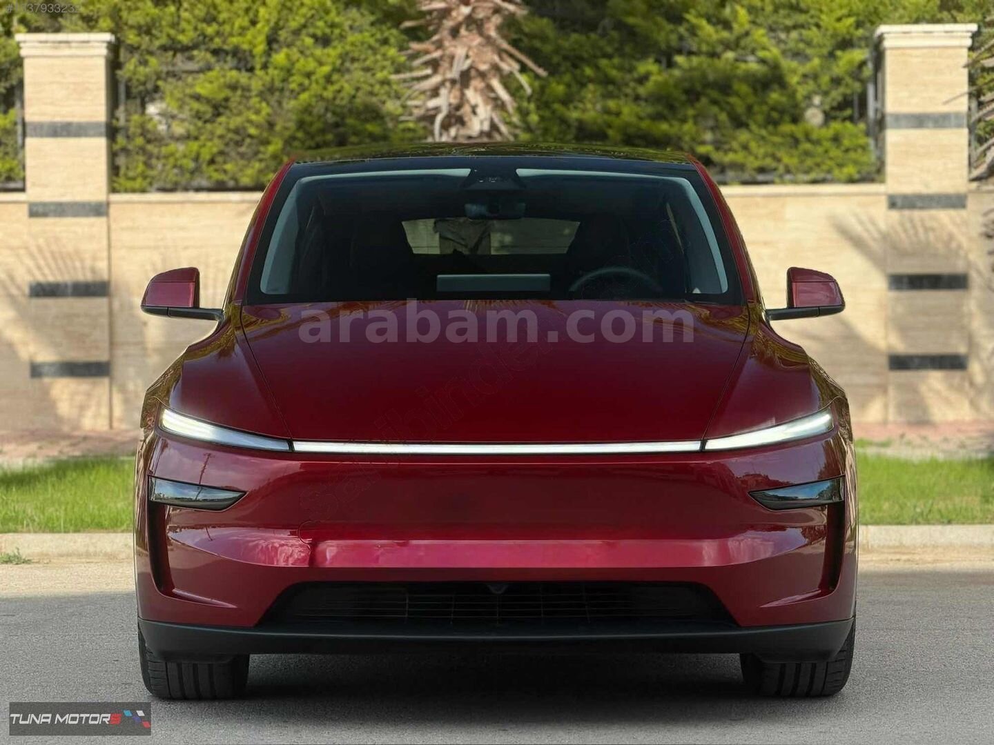 Galeriden Tesla Model Y Premium (Juniper) 2025 Model Antalya 11.000 km Bordo 5