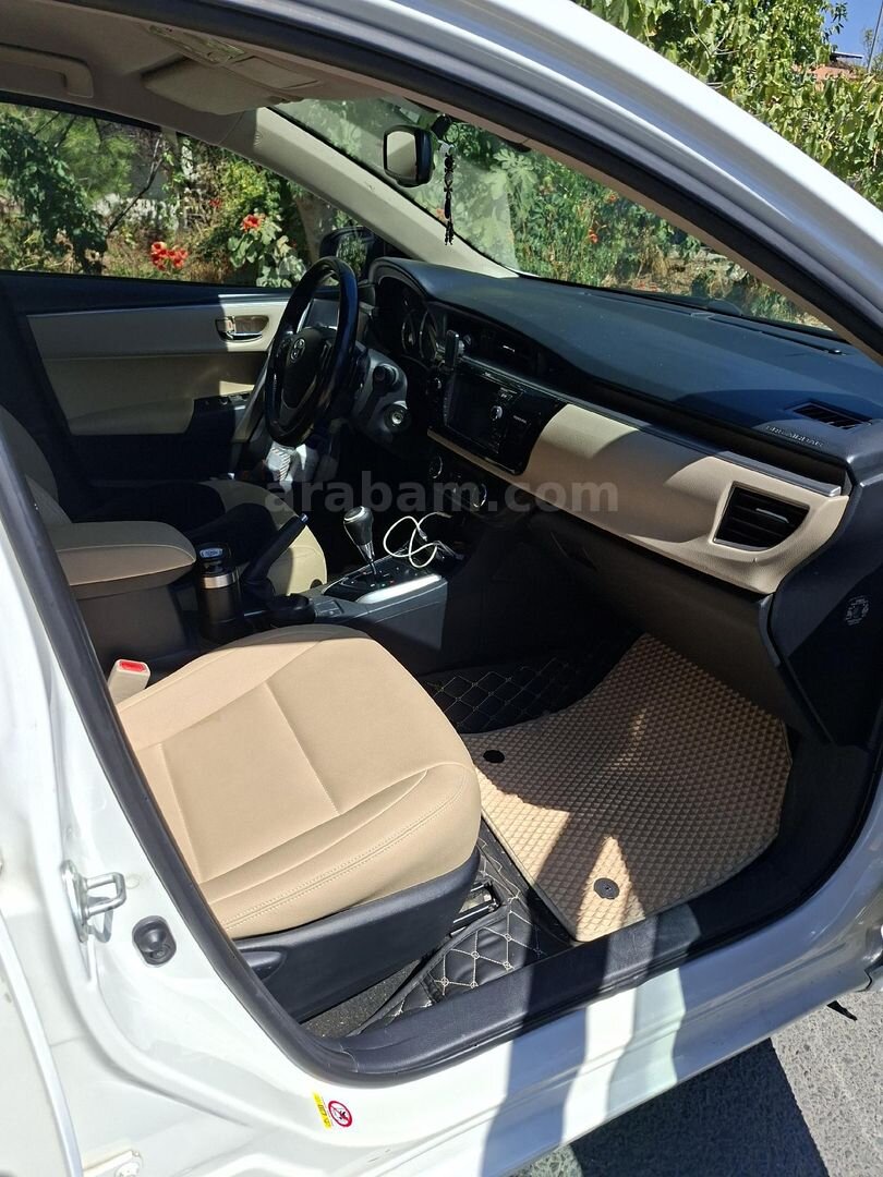 Sahibinden Toyota Corolla 1.4 D-4D Advance 2015 Model İstanbul 408.000 km Beyaz 7