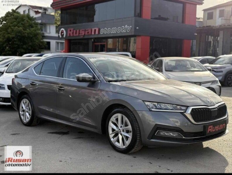 RUŞAN'dan 2023 Octavia 1.5e-Tec Premium HATASIZ BOYASIZ 90.000KM