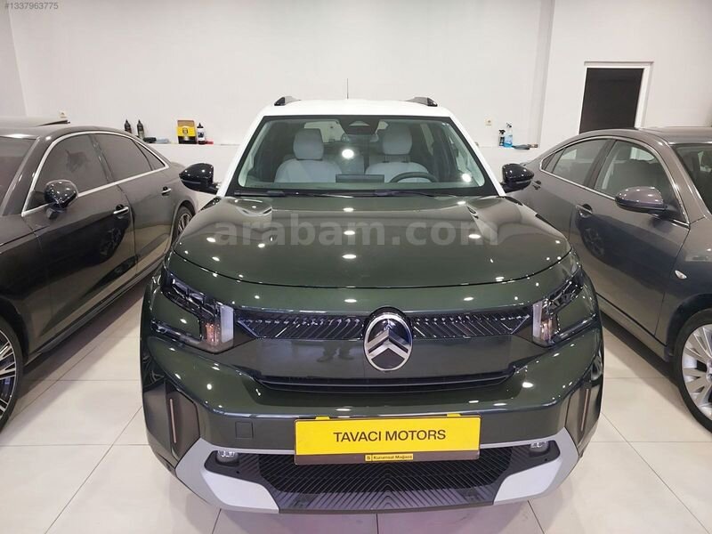 Galeriden Citroen C3 Aircross 1.2 Hybrid Max 2026 Model Sakarya 12.000 km Yeşil